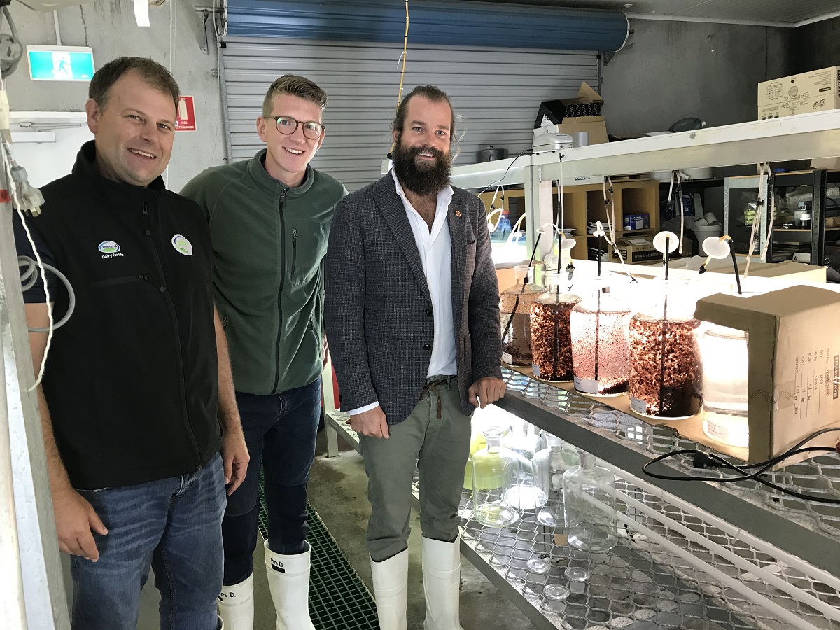  In the lab at Sea Forest are (from left) TIA’s Dr Richard Rawnsley, Sea Forest’s Pim (centre) and founder and director Sam Elsom (right).