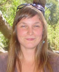 Dr Madeline Carins-Murphy