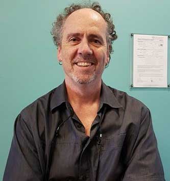 Headshot of Glenn Johnson